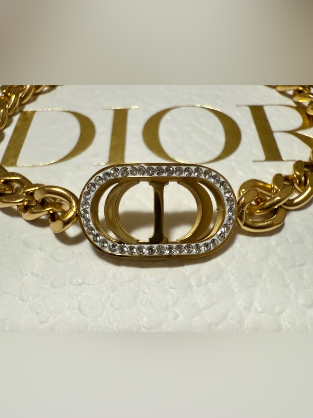 Luxury Style Goldtone Fashion Bracelet - Picture 5 of 9